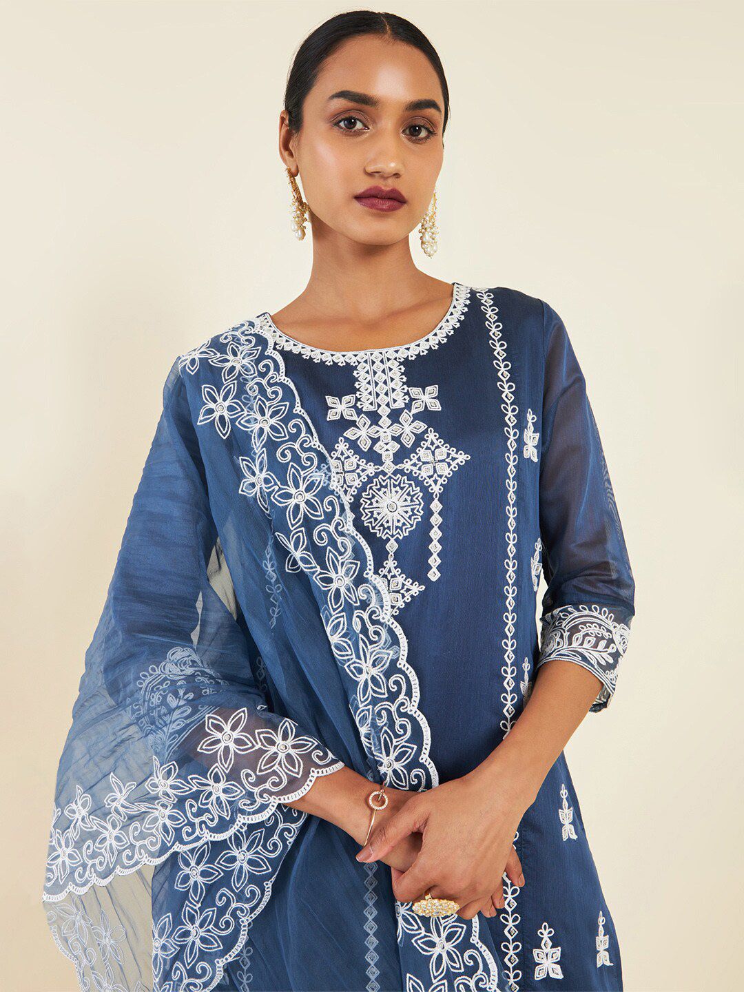 Dhiyona SO Women's Floral Embroidered Thread Work Chanderi Silk Kurta With Trousers & Dupatta