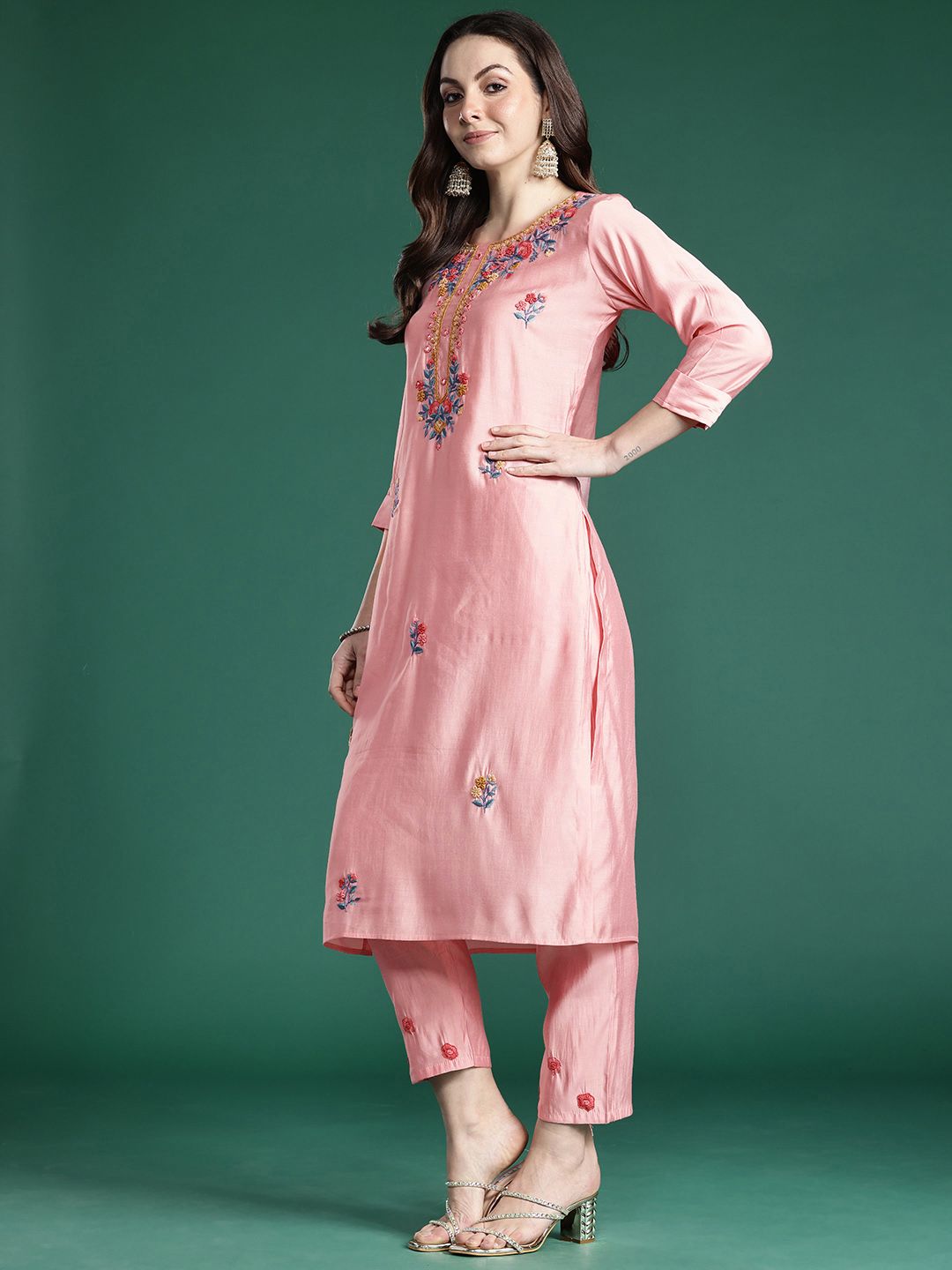 Dhiyona IE Floral Embroidered Thread Work Kurta with Trousers & With Dupatta