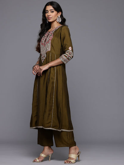 Dhiyona VA Women'sFloral Embroidered Zari Panelled Kurta With Palazzos & Dupatta
