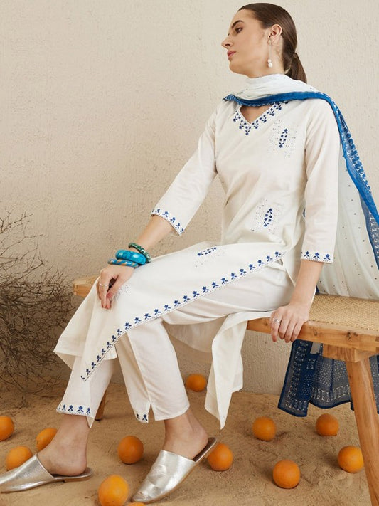 Women's Ethnic Motifs Embroidered Thread Work Pure Cotton Kurta with Trousers & Dupatta