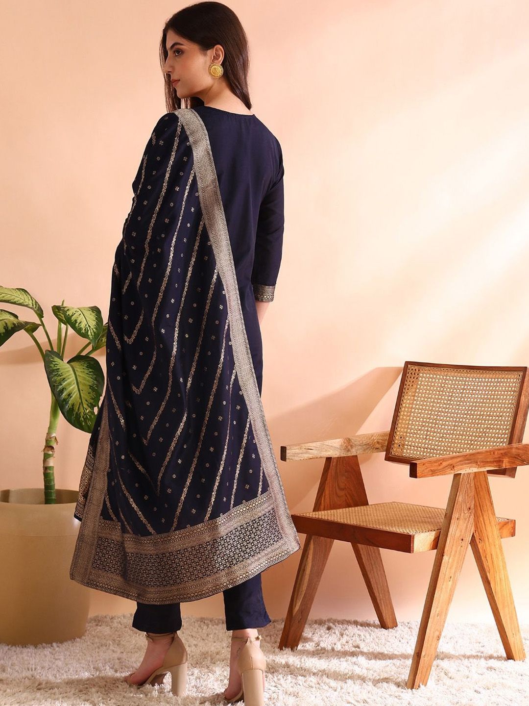 Dhiyona PD Women Women Chanderi Woven Design Straight Kurta Trousers With Dupatta