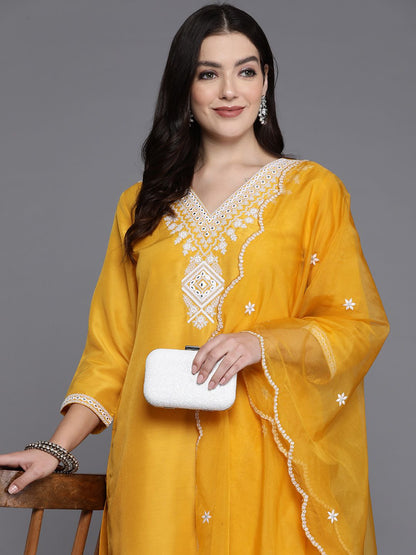 Dhiyona IE Women Yoke Design Regular Mirror Work Kurta with Trousers & Dupatta