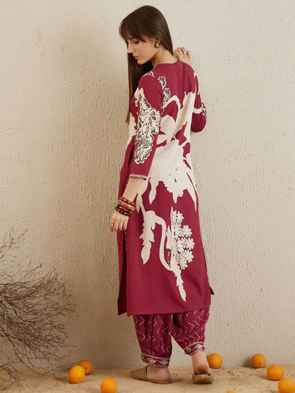 Red Floral Printed Sequinned V-Neck Straight Kurta With Salwar