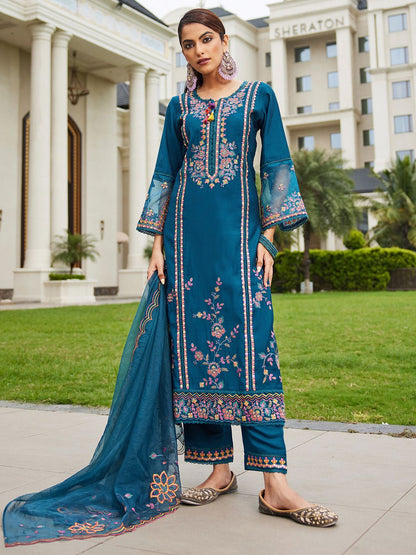 Women Ethnic Motifs Embroidered Regular Mirror Work Kurta with Trousers & With Dupatta