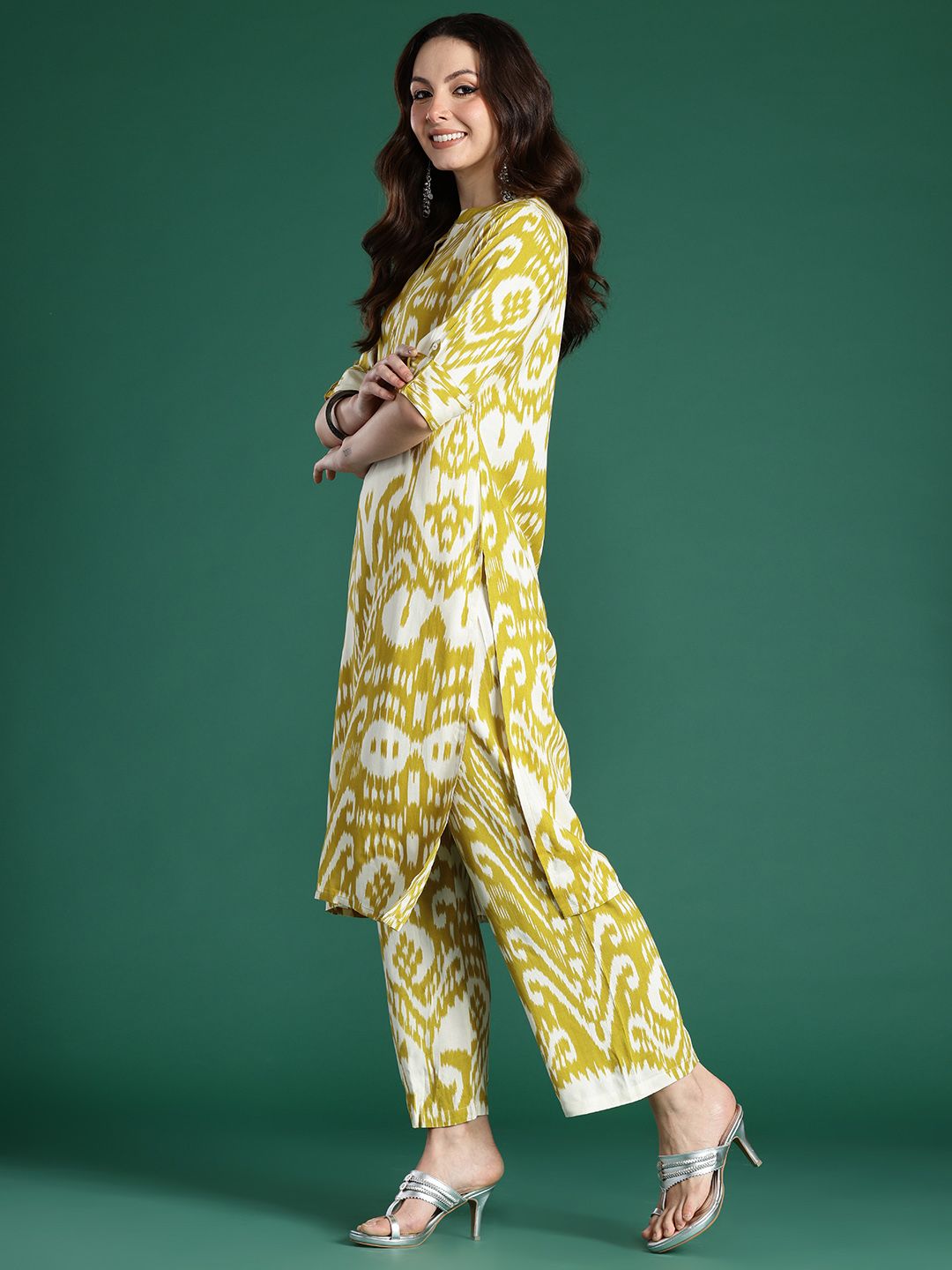 Dhiyona IE Women Printed Kurta with Palazzos