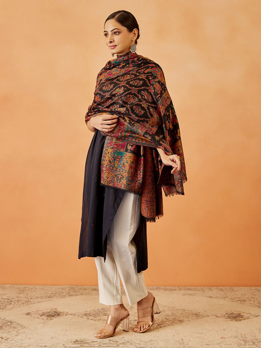 Dhiyona PA Women Paisley Woven Design Shawl