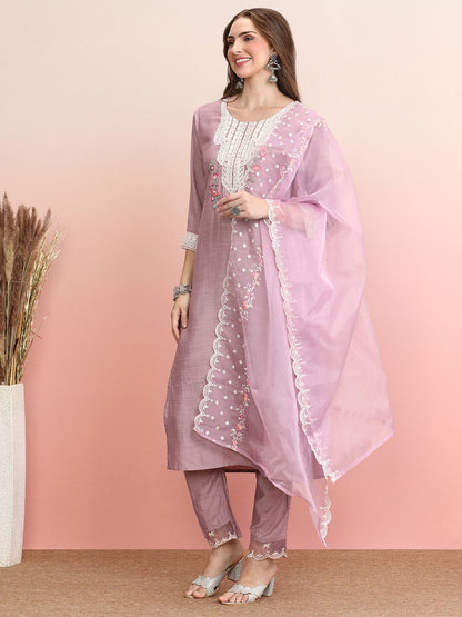 Floral Embroidered Round Neck Thread Work Straight Kurta with Trousers & Dupatta