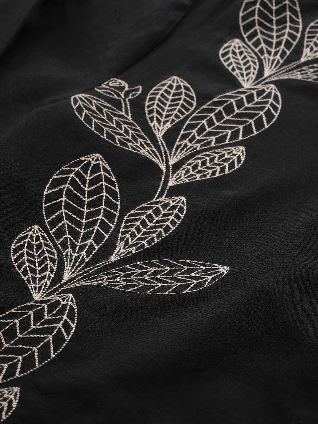 Floral Embroidered Pure Cotton Kurta with Trousers