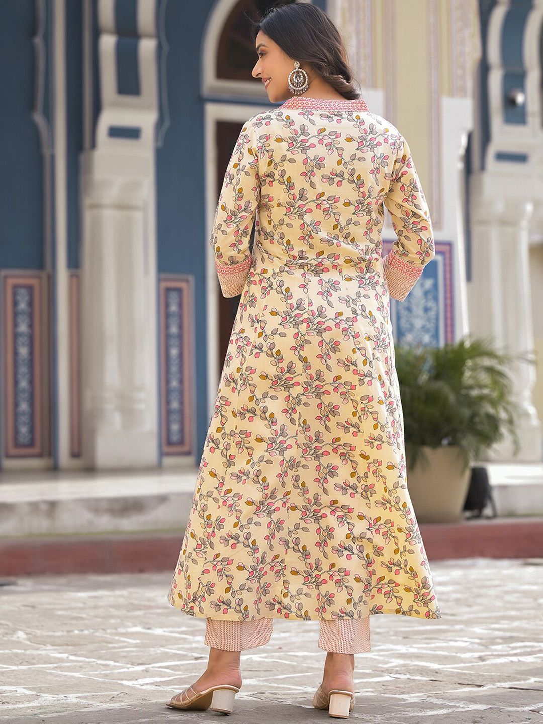 Dhiyona VA Women'sFloral Printed Pure Cotton Empire Anarkali Kurta With Trouser & Dupatta