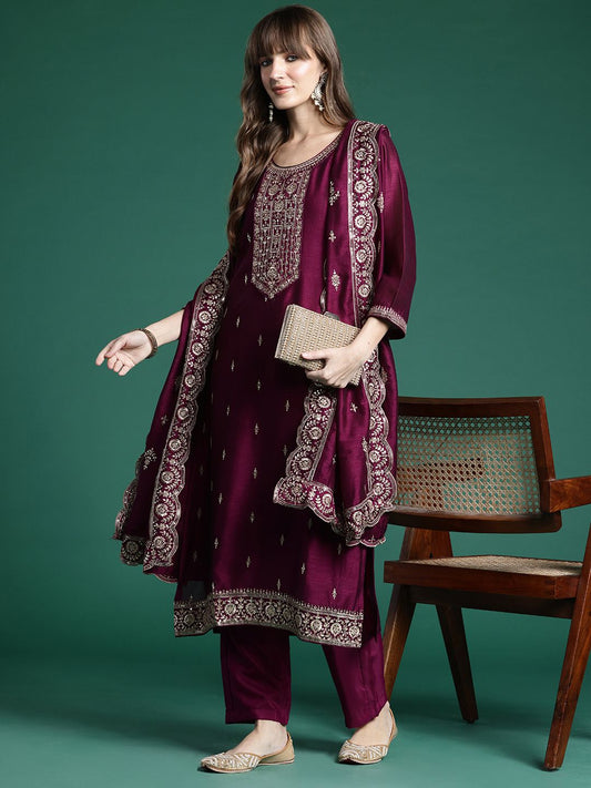 Ethnic Motifs Embroidered Sequinned Kurta with Trousers & With Dupatta