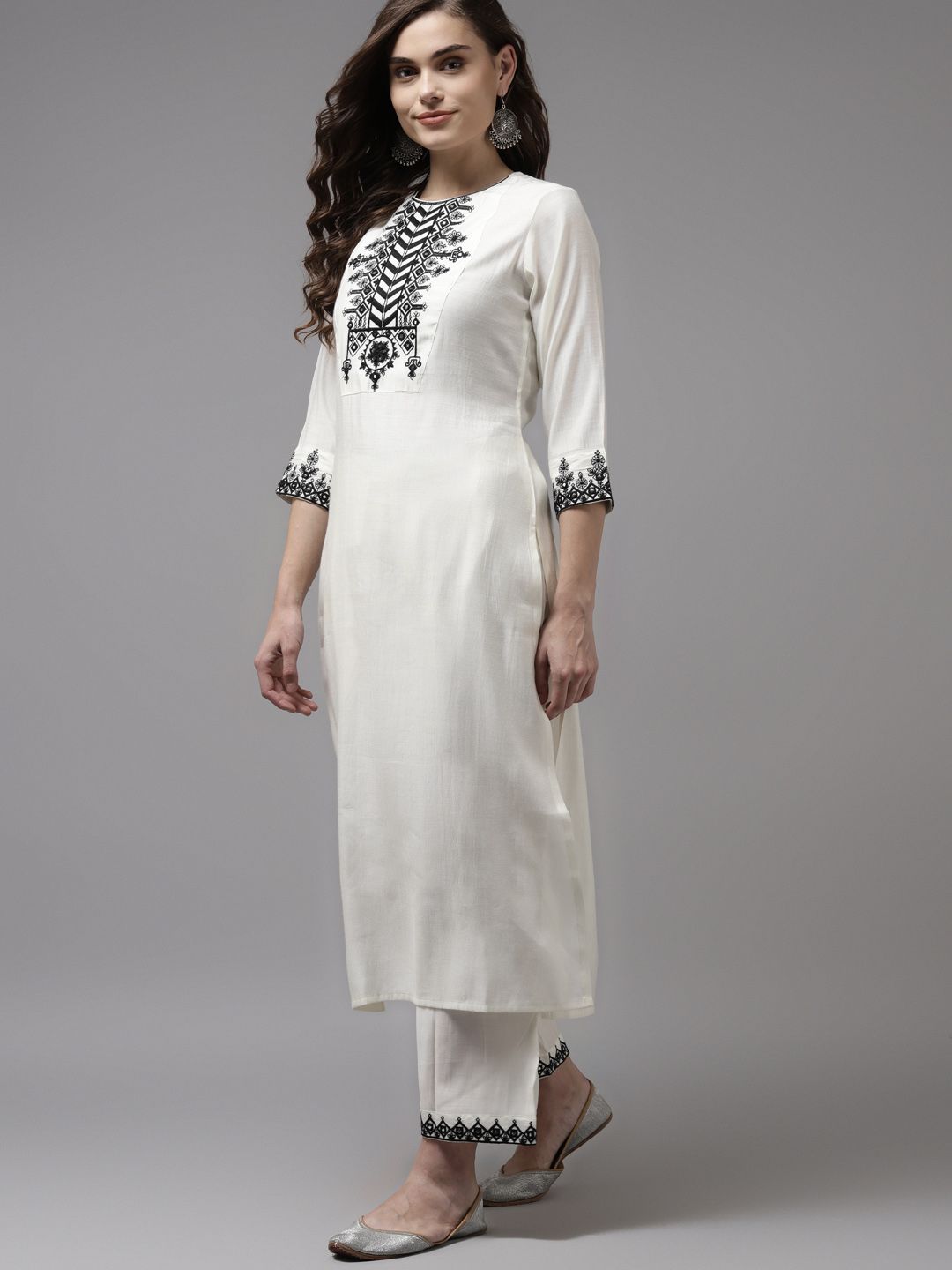 Dhiyona IE Women White Floral Yoke Design Regular Mirror Work Kurta with Palazzos & With Dupatta