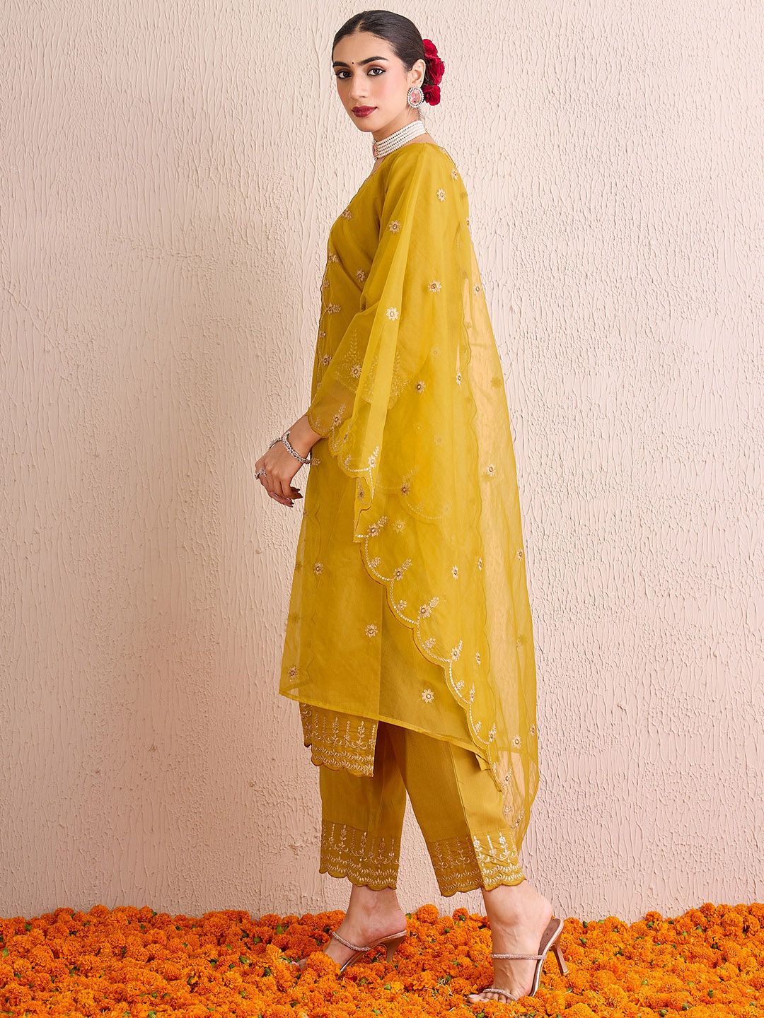 Dhiyona IE Women Ethnic Motifs Embroidered Regular Gotta Patti Kurta with Trousers & With Dupatta