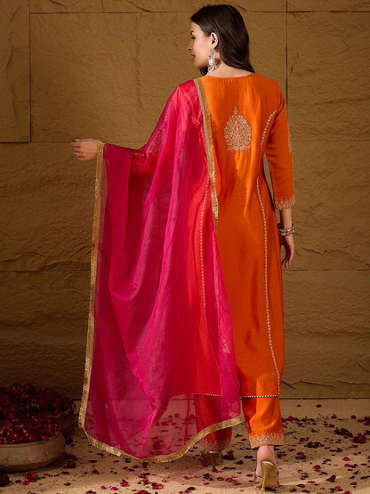 Dhiyona PD Women Embroidered Kurta & Trousers With Dupatta