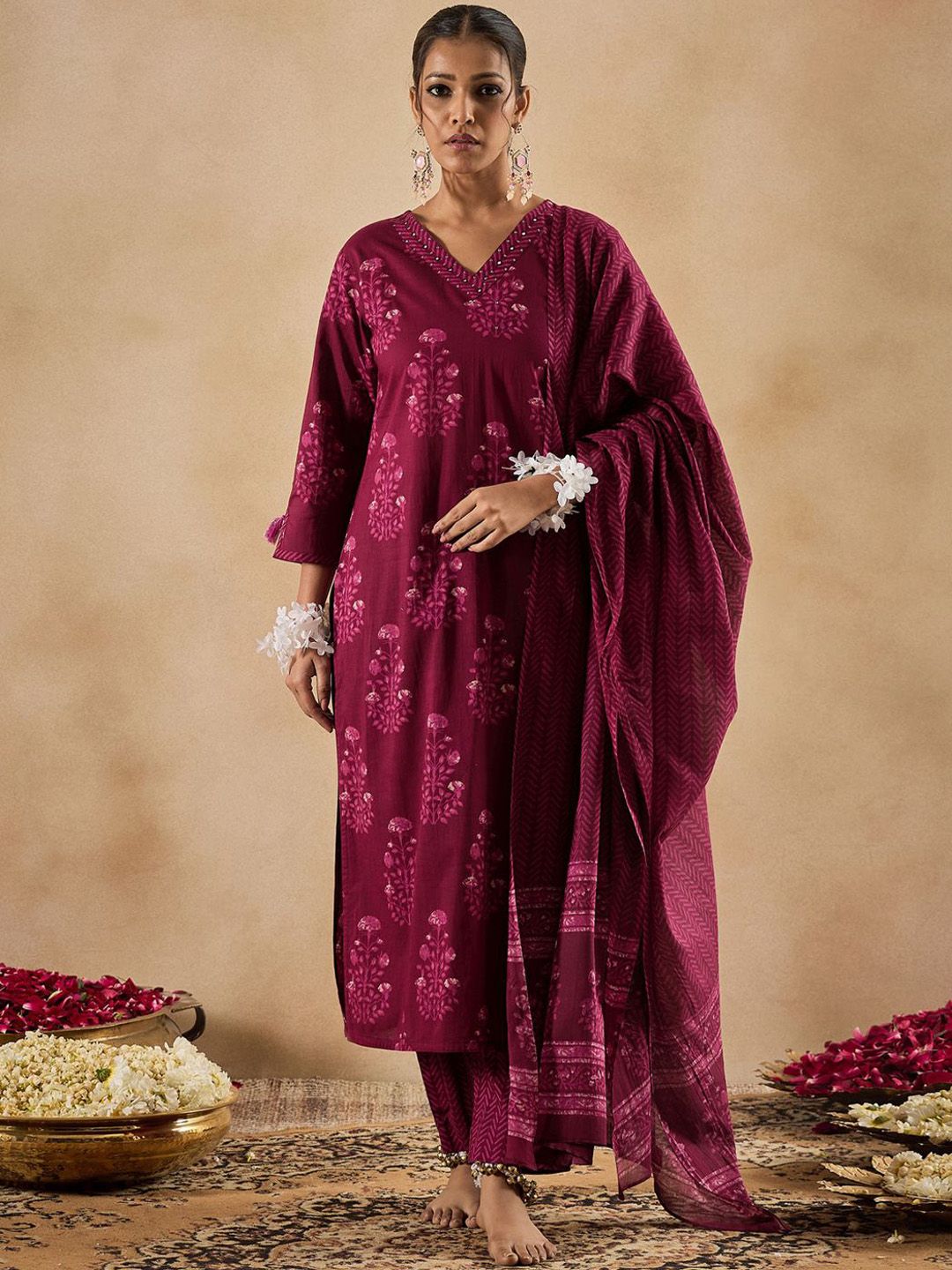 Floral Printed V-Neck Pure Cotton Straight Kurta With Trousers & Dupatta