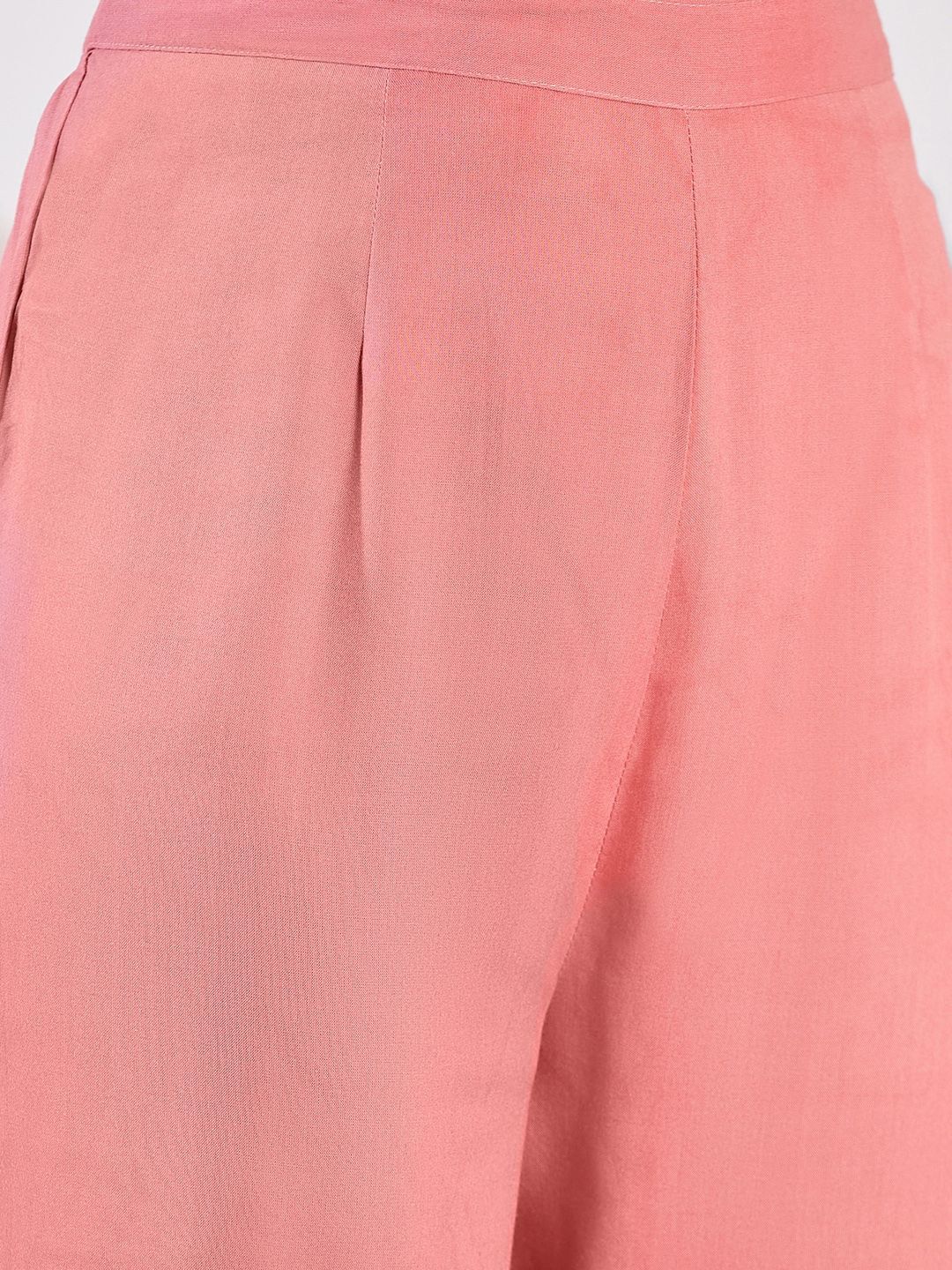 Floral Printed Round Neck Straight Kurta With Trousers & Dupatta