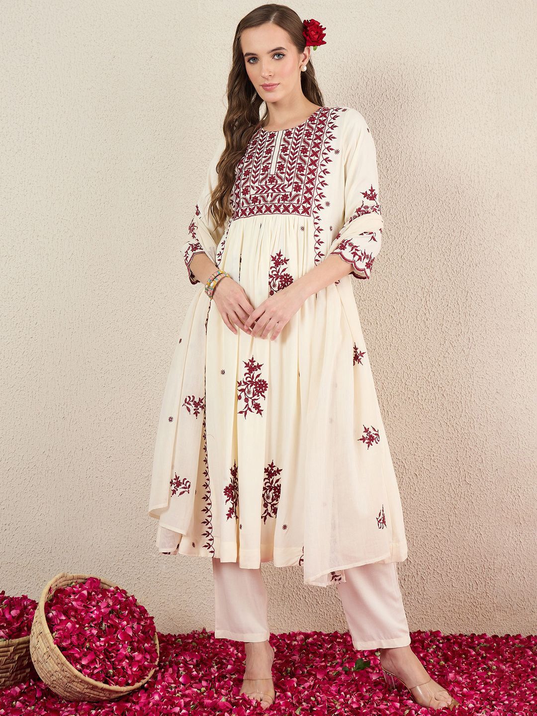 Dhiyona IE Women Ethnic Motifs Embroidered Kurta with Trousers & Dupatta