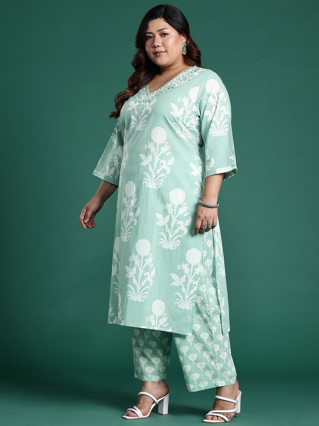 Plus Size Floral Embroidered Mirror Work Pure Cotton Kurta Set