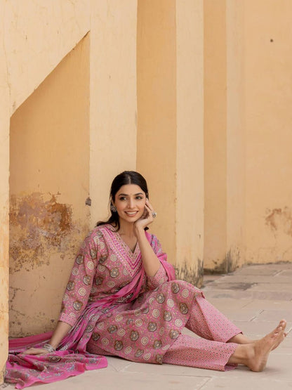 Dhiyona VA Women's Floral Embroidered Regular Mirror Work Kurta with Trousers & With Dupatta
