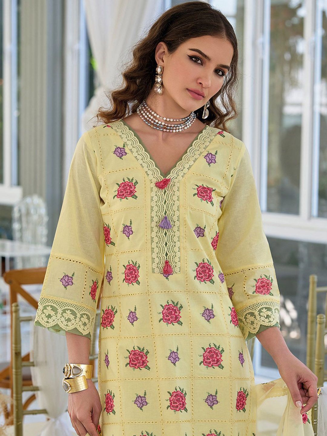Floral Embroidered V-Neck Pure Cotton Straight Kurta With Trousers & Dupatta