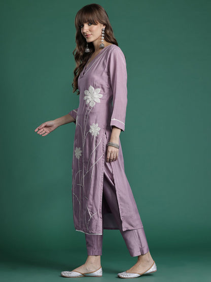 Dhiyona IE Floral Embroidered Kurta with Trousers & Dupatta
