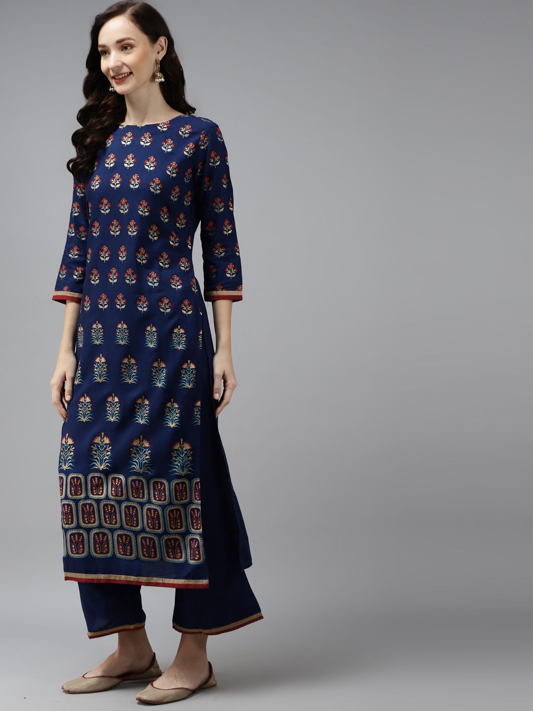 Women Blue Floral Printed Regular Kurta with Palazzos & With Dupatta