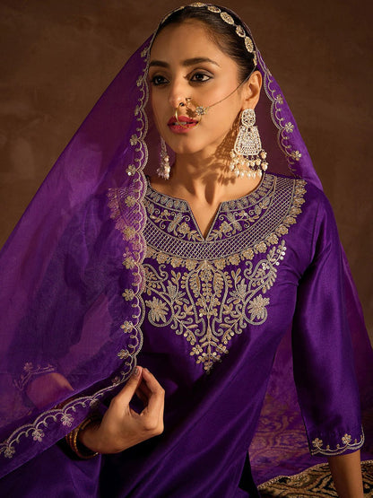 Dhiyona IE Purple Ethnic Motifs Zari Embroidered Kurta with Trousers & With Dupatta