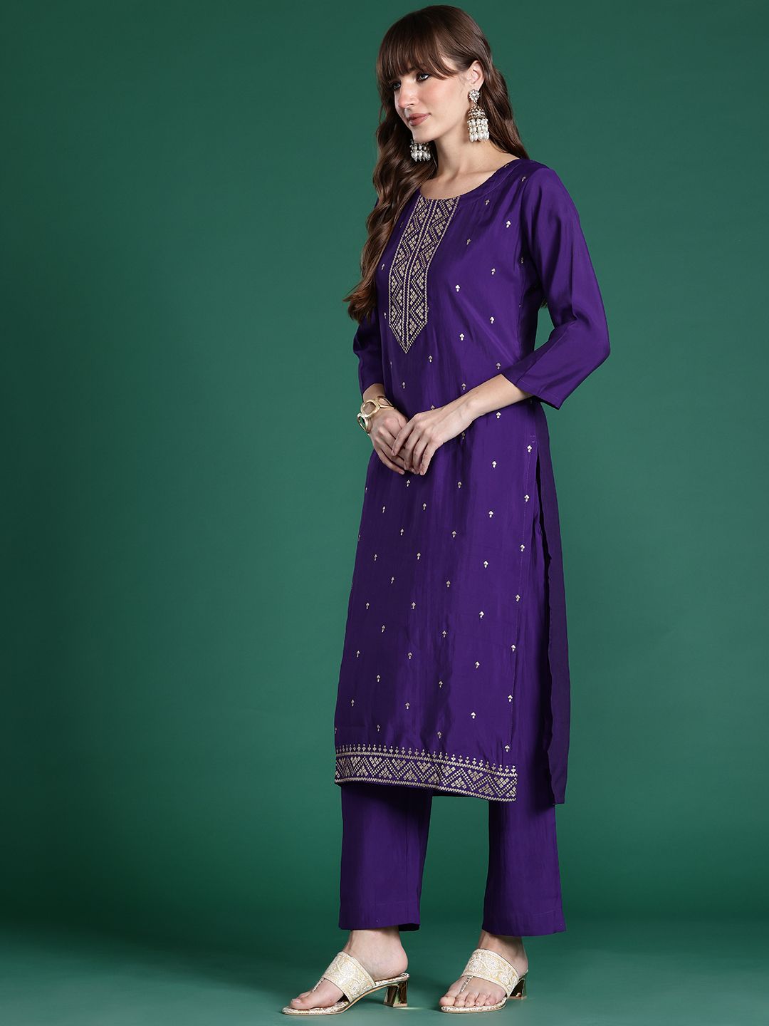 Ethnic Motifs Embroidered Sequinned Kurta with Trousers & Dupatta