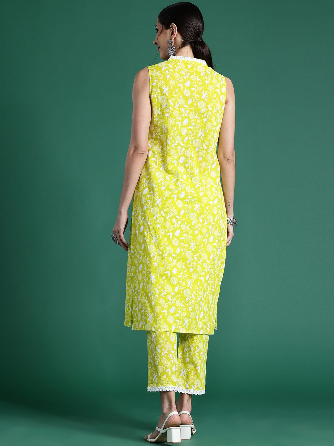 Dhiyona IE Floral Printed Pure Cotton Kurta with Trousers