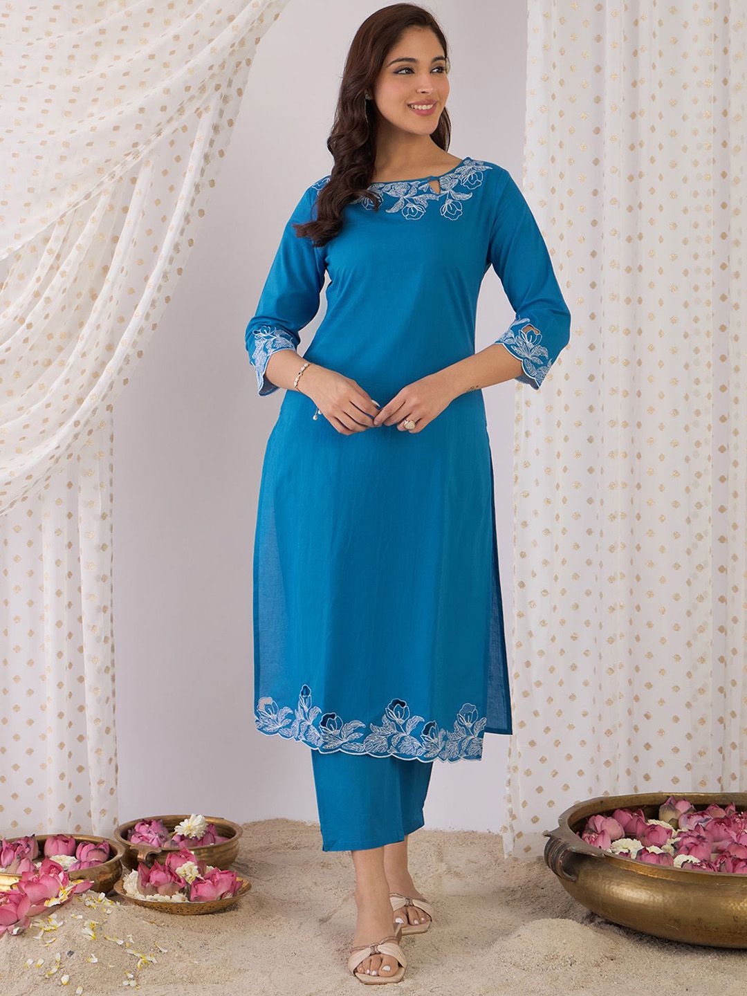 Dhiyona IE Floral Embroidered Pure Cotton Boat Neck Straight Tunic And Trousers