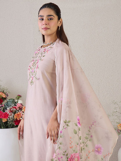 Floral Yoke Design Round Neck Thread Work Straight Kurta & Trousers & Dupatta