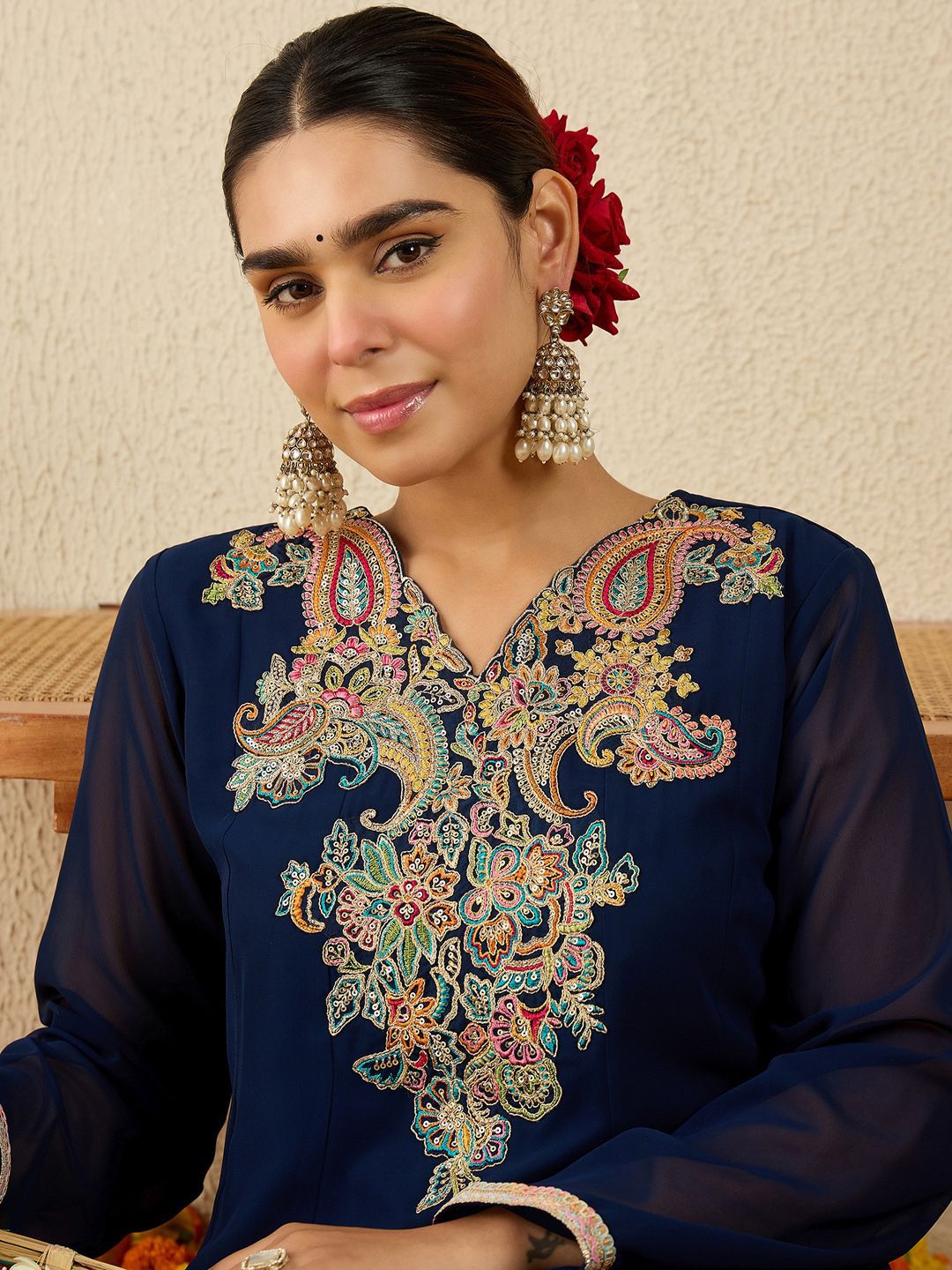 Dhiyona IE Embroidered V-Neck A-Line Tunic With Trousers Co-Ords