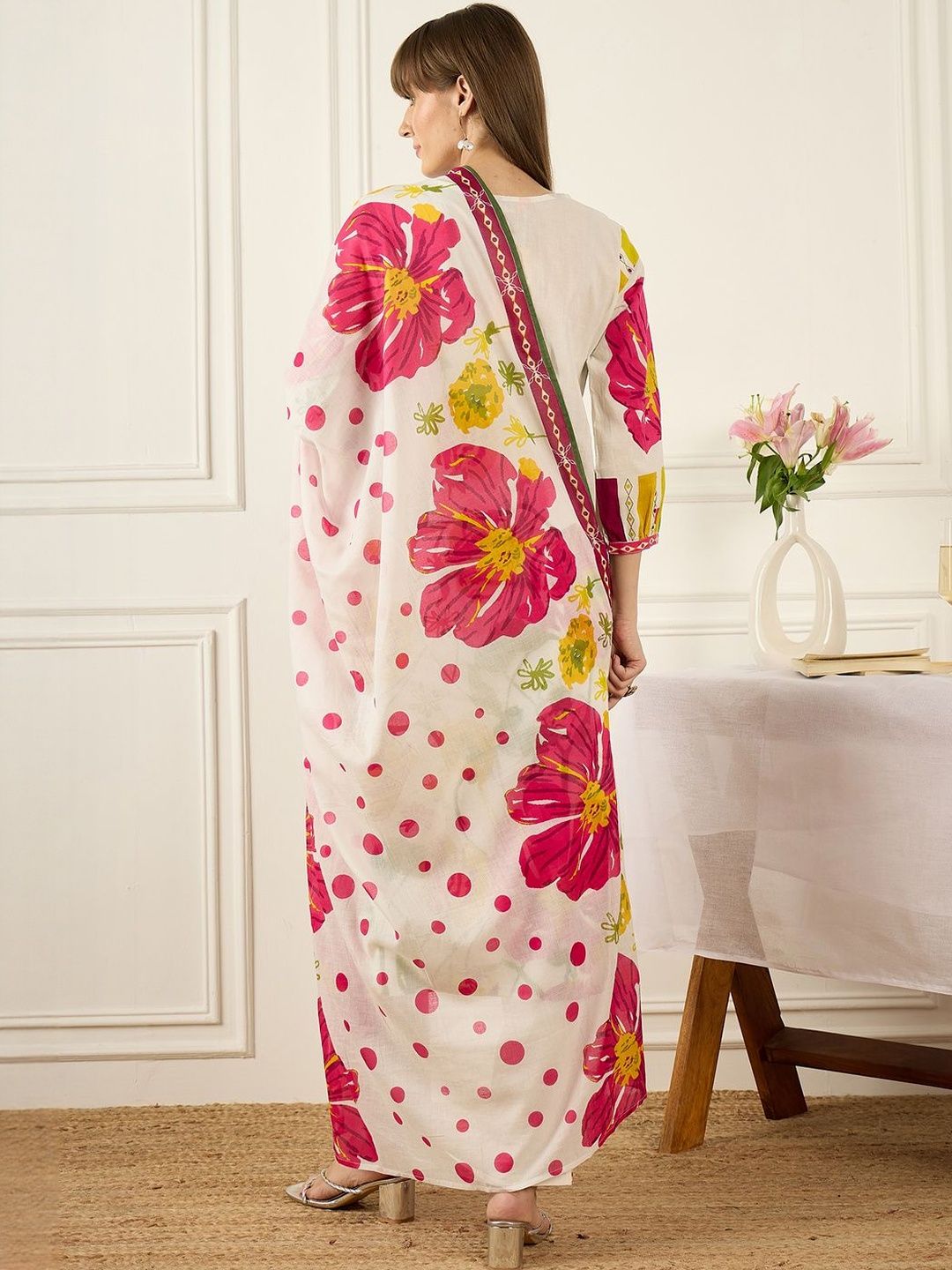 Floral Printed V-Neck Pure Cotton Straight Kurta With Trousers & Dupatta