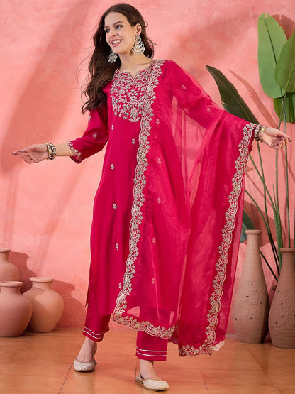 Dhiyona SN Women's Floral Embroidered Notch Neck Zari Straight Kurta With Trouser & Dupatta