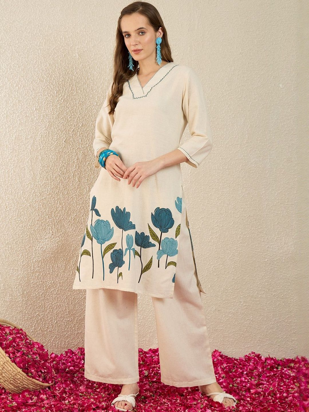 Dhiyona IE Printed V-Neck Three-Quarter Sleeves Pure Cotton Tunic And Trousers