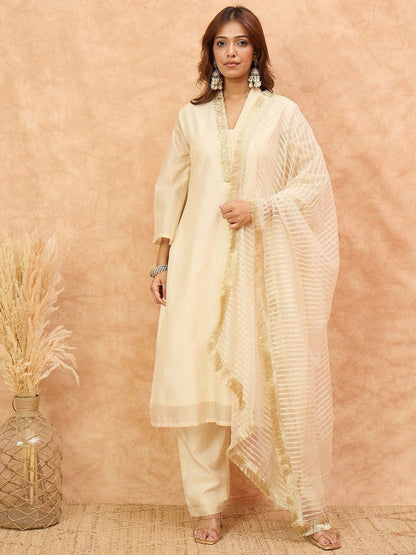 Dhiyona VA Women'sEmbroidered V-Neck Thread Work Kurta with Trousers & With Dupatta
