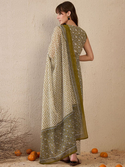 Women Ethnic Motifs Printed Regular Pure Cotton Kurta with Trousers & With Dupatta