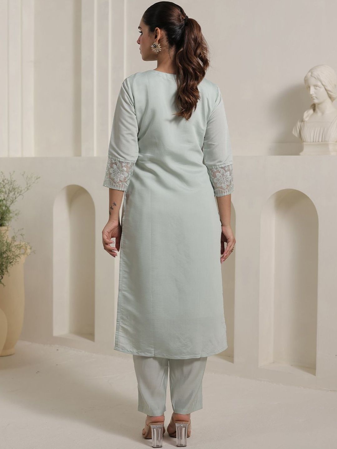 Women Floral Embroidered Beads and Stones Kurta with Trousers & Dupatta