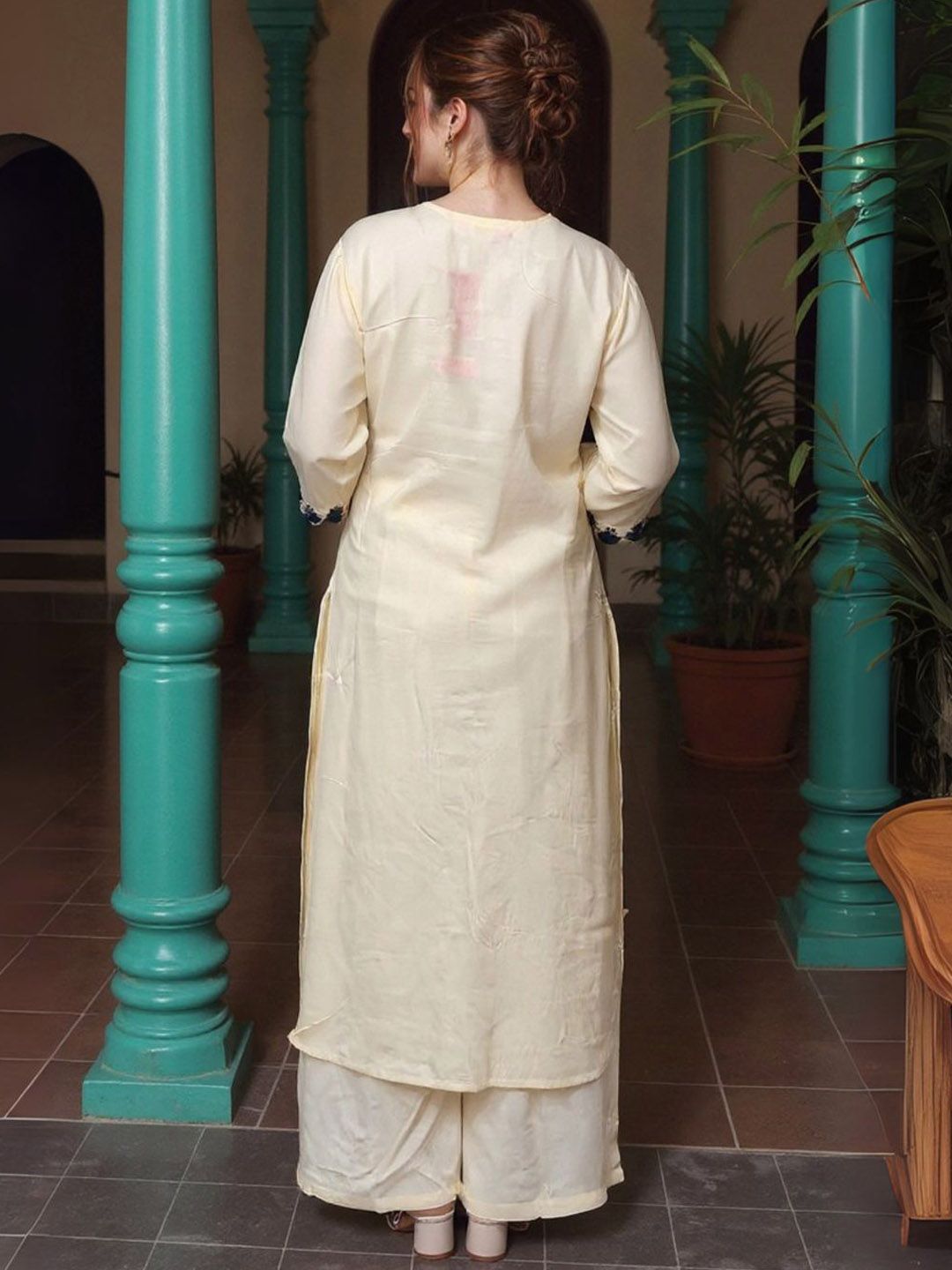 Women Floral Printed Regular Kurta with Palazzos & Dupatta Kurta Sets