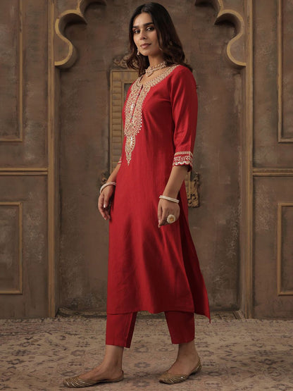 Ethnic Motifs Yoke Design Notch Neck Sequinned Straight Kurta With Trousers