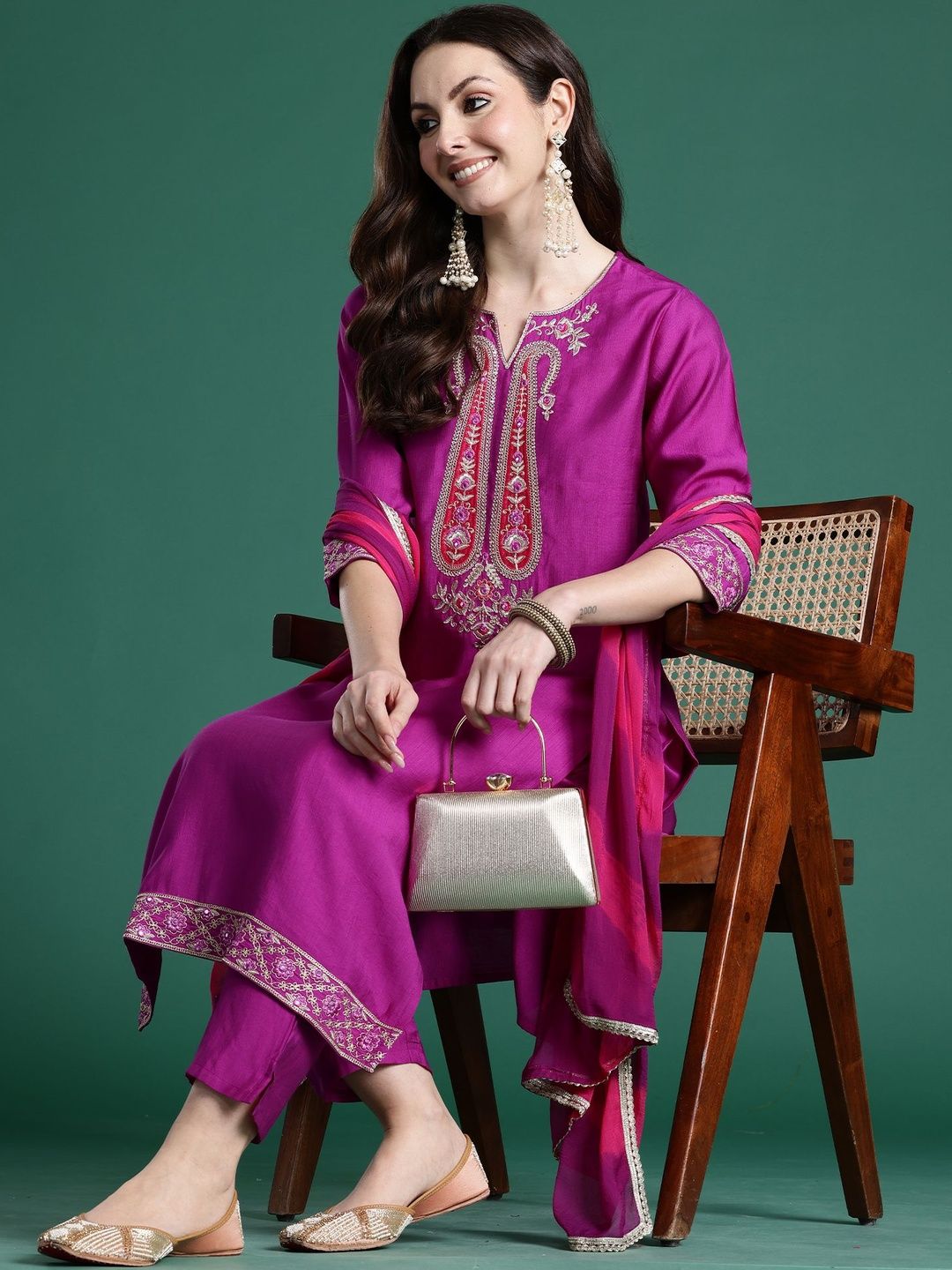Ethnic Motifs Embroidered Thread Work Kurta With Trousers & Dupatta