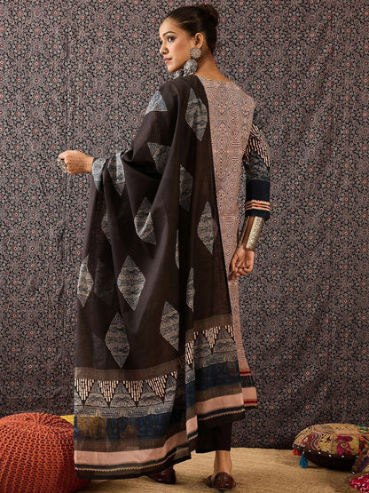 Dhiyona IE Women Ethnic Motifs Printed Regular Beads and Stones Pure Cotton Kurta with Trousers & With Dupatta