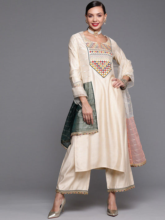 Women Embroidered Thread Work Cotton Kurta with Palazzos & Dupatta