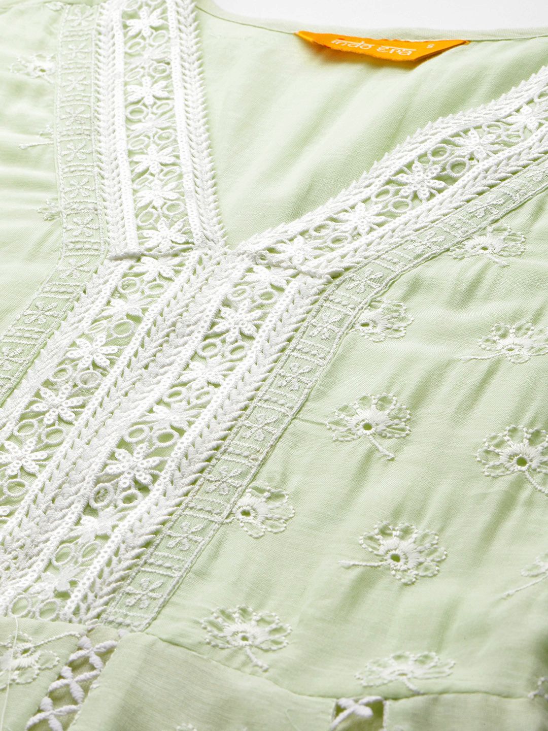 Floral Embroidered Thread Work Pure Cotton Kurta With Trousers & Dupatta