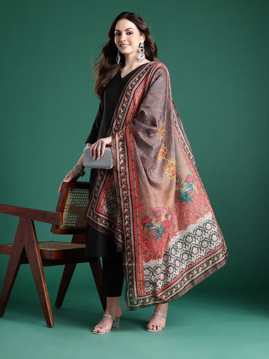 Dhiyona IE Solid Kurta With Trousers & Dupatta