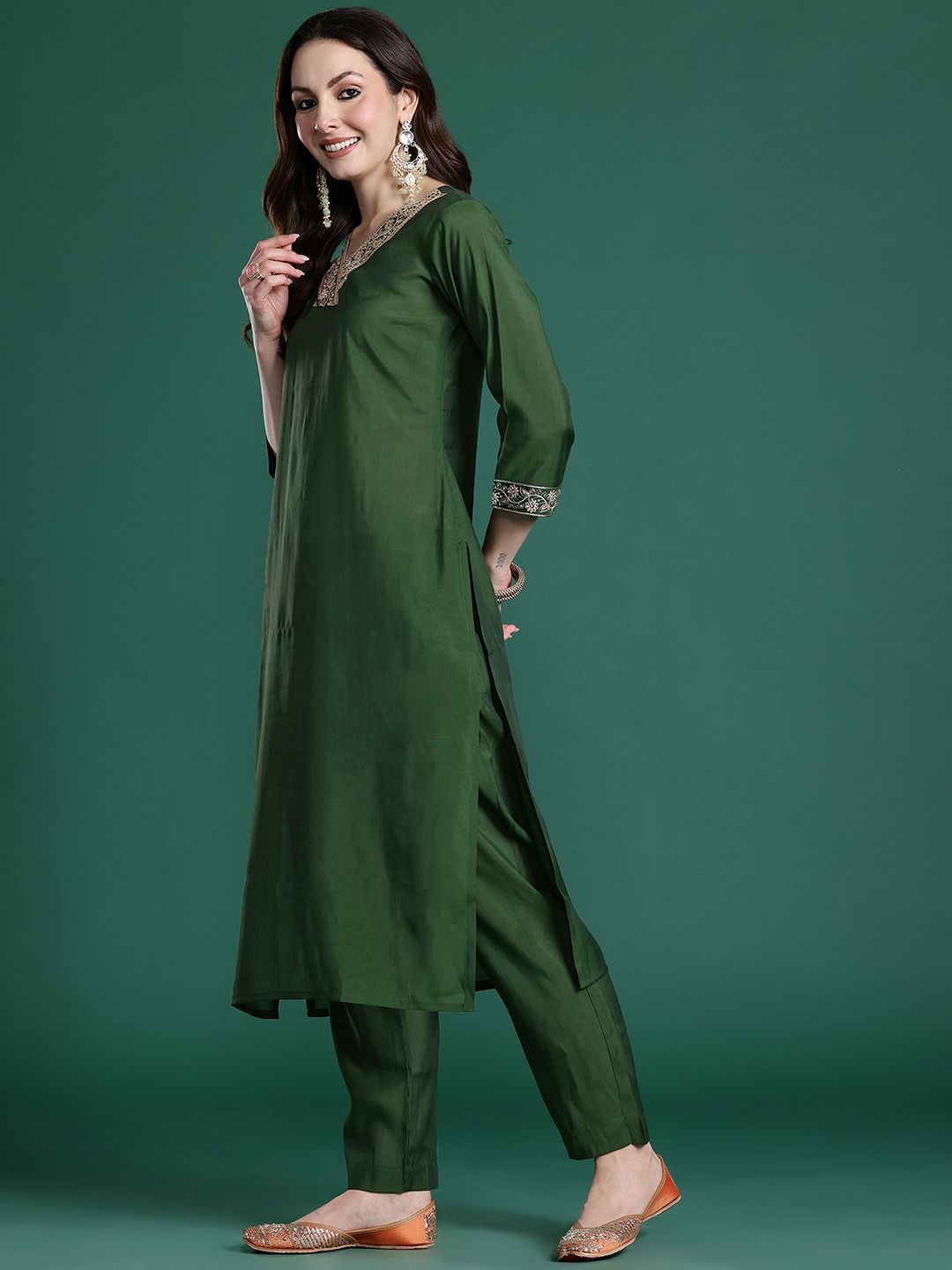 Floral Embroidered Sequinned Kurta with Trousers & With Dupatta