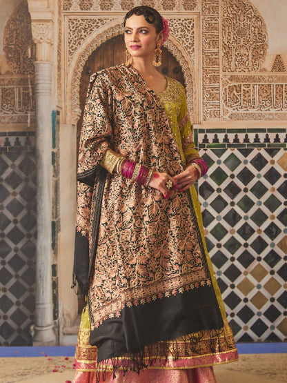 Dhiyona PA Women Floral Embroidered Shawl