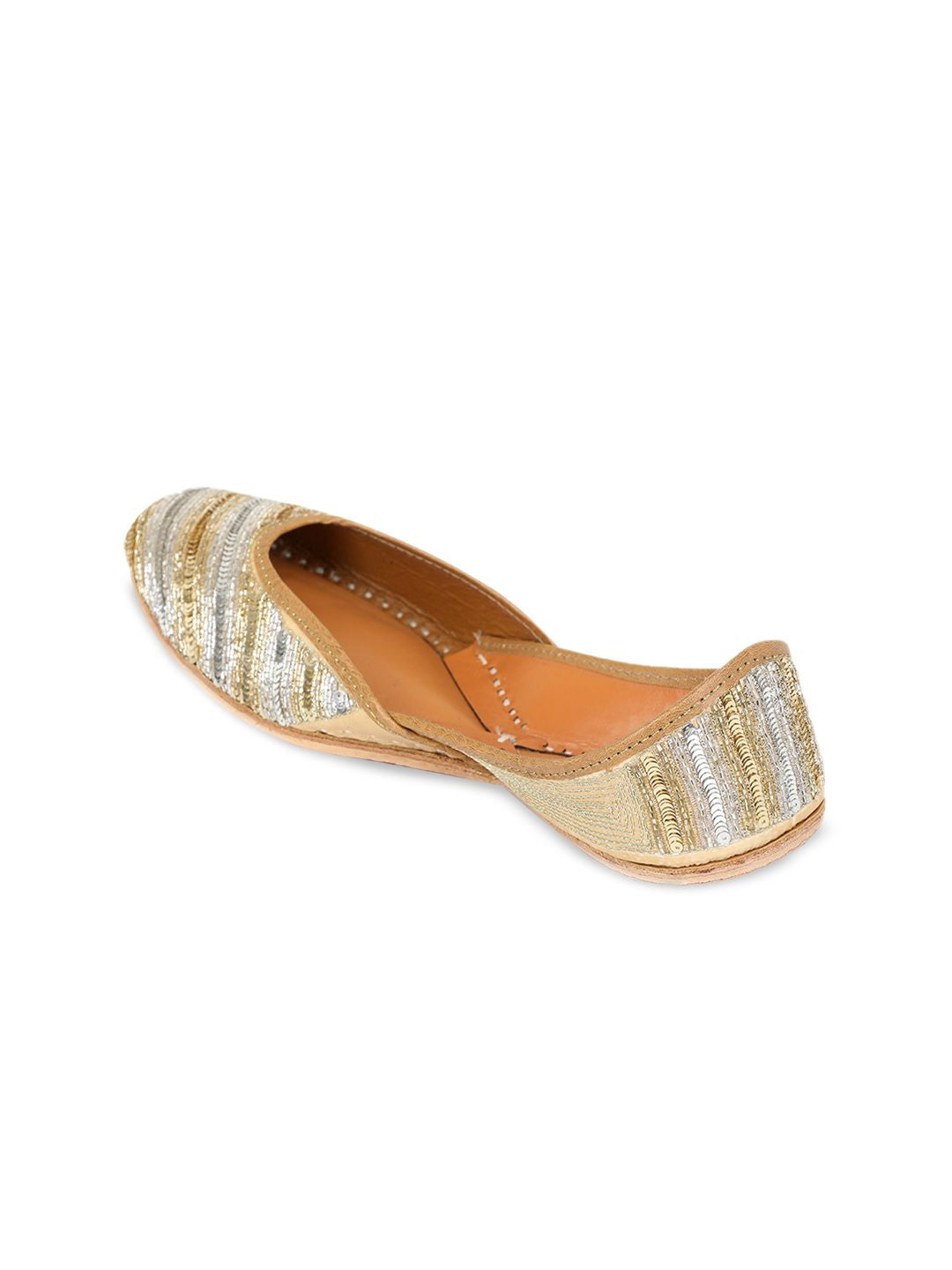Dhiyona HOP Square Toe Ethnic Embellished Fabric Mojaris
