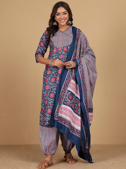 Dhiyona VA Women'sFloral Printed V-Neck Gotta Patti Kurta With Trousers & Dupatta
