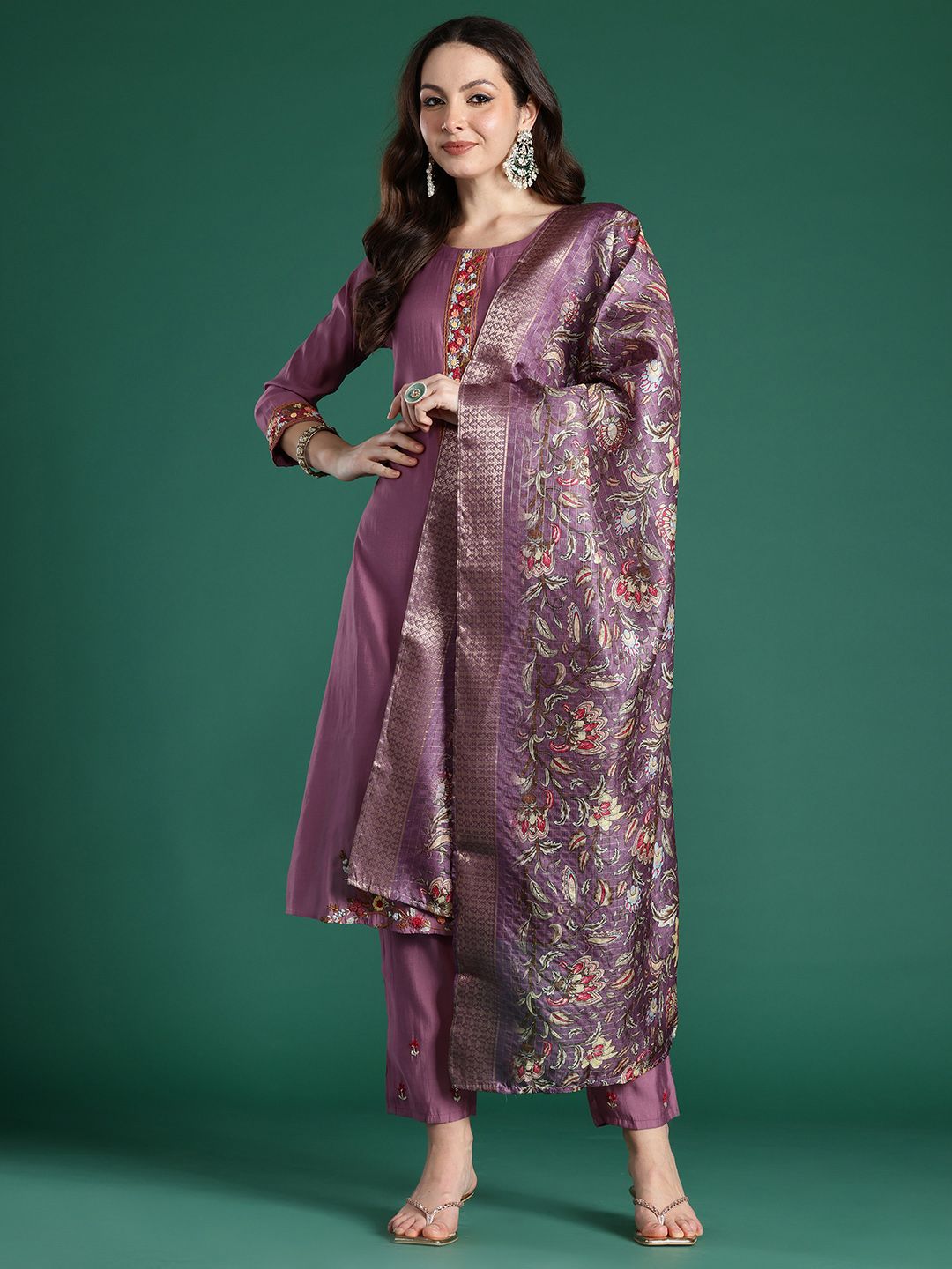 Dhiyona IE Floral Embroidered Thread Work Kurta with Trousers & With Dupatta