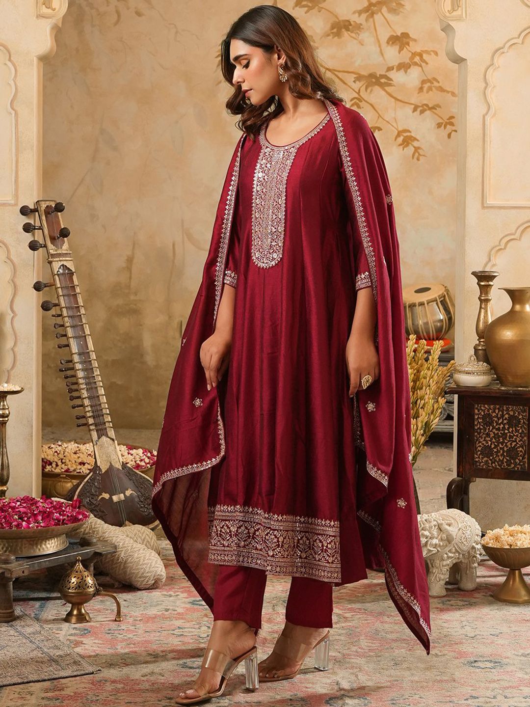 Floral Yoke Design Round Neck Zari Anarkali Kurta & Trousers With Dupatta